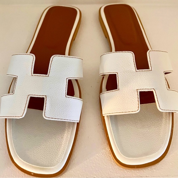 Shoes White H Sandals With Brown Stitching Get The Look Of The Hermes
